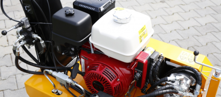 Drážkovač s hydropojezdem a motorem Honda TR 60/13 HC
